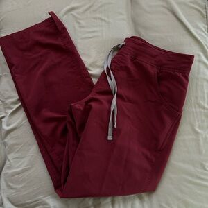 Figs Women’s Burgundy Kade Tall Cargo Large Scrub Pants
